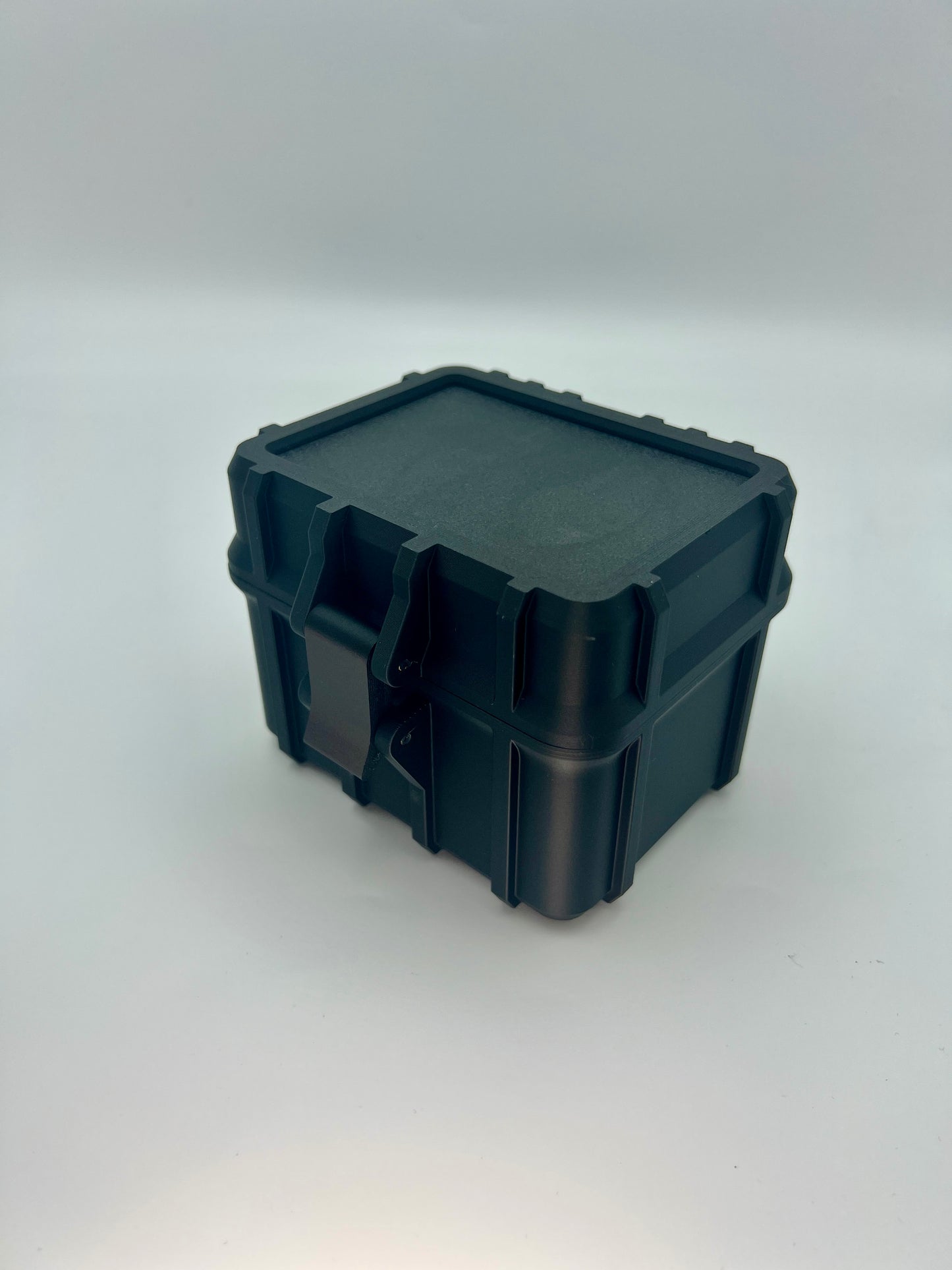 100 Card Deck Box - BLACK - SINGLE SLEEVED Decks