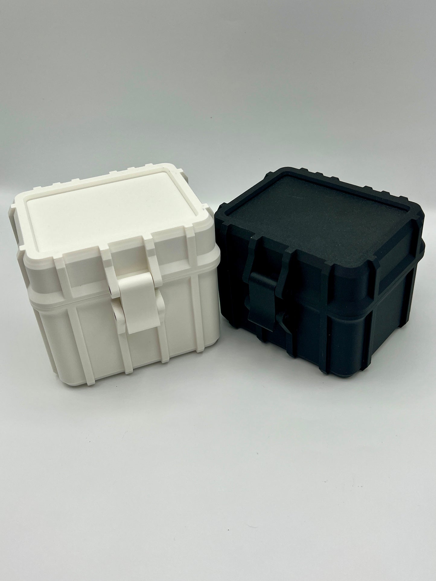 100 Card Deck Box - WHITE - DOUBLE SLEEVED Decks